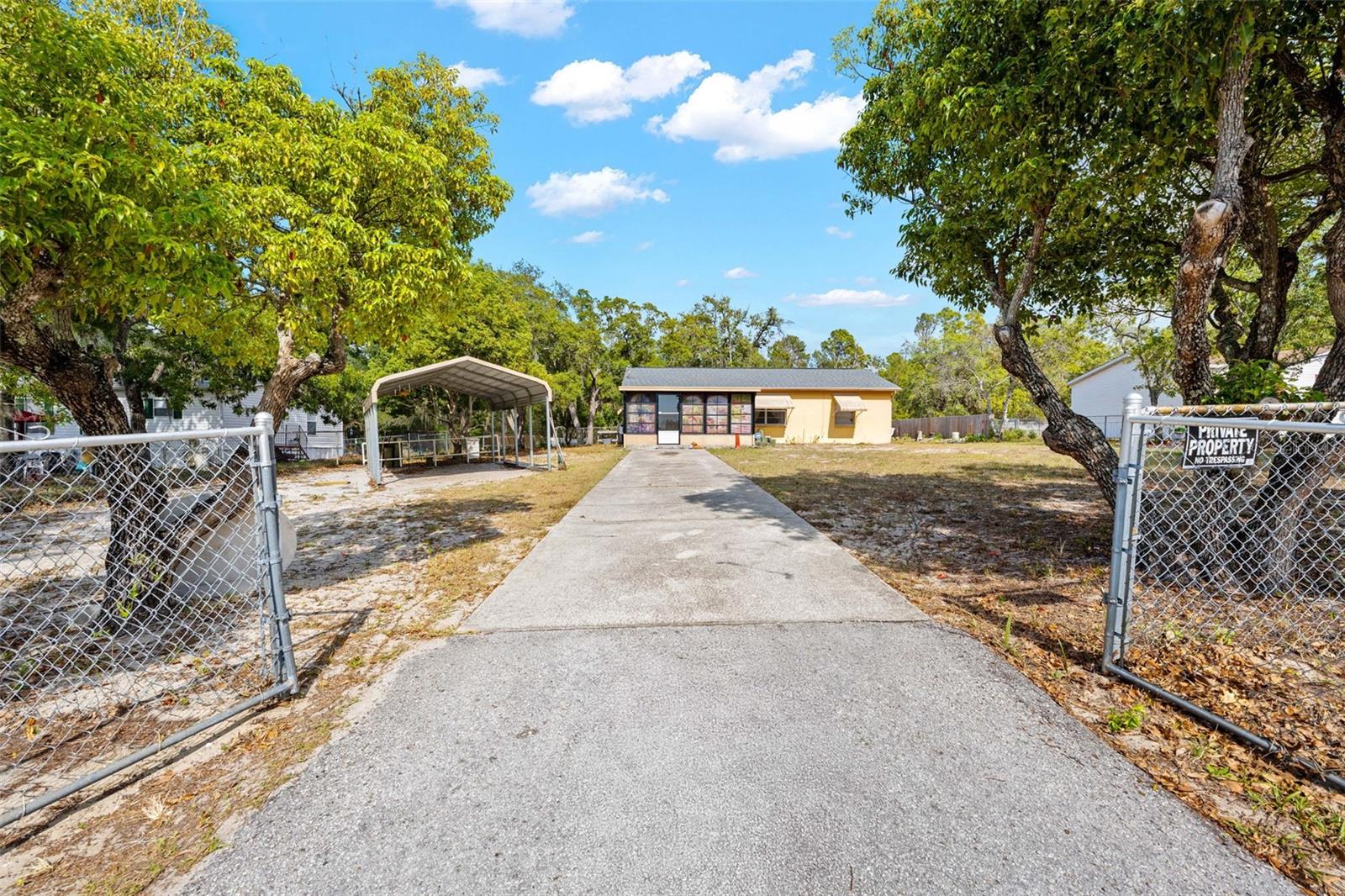 HOLIDAY ESTATES - Residential