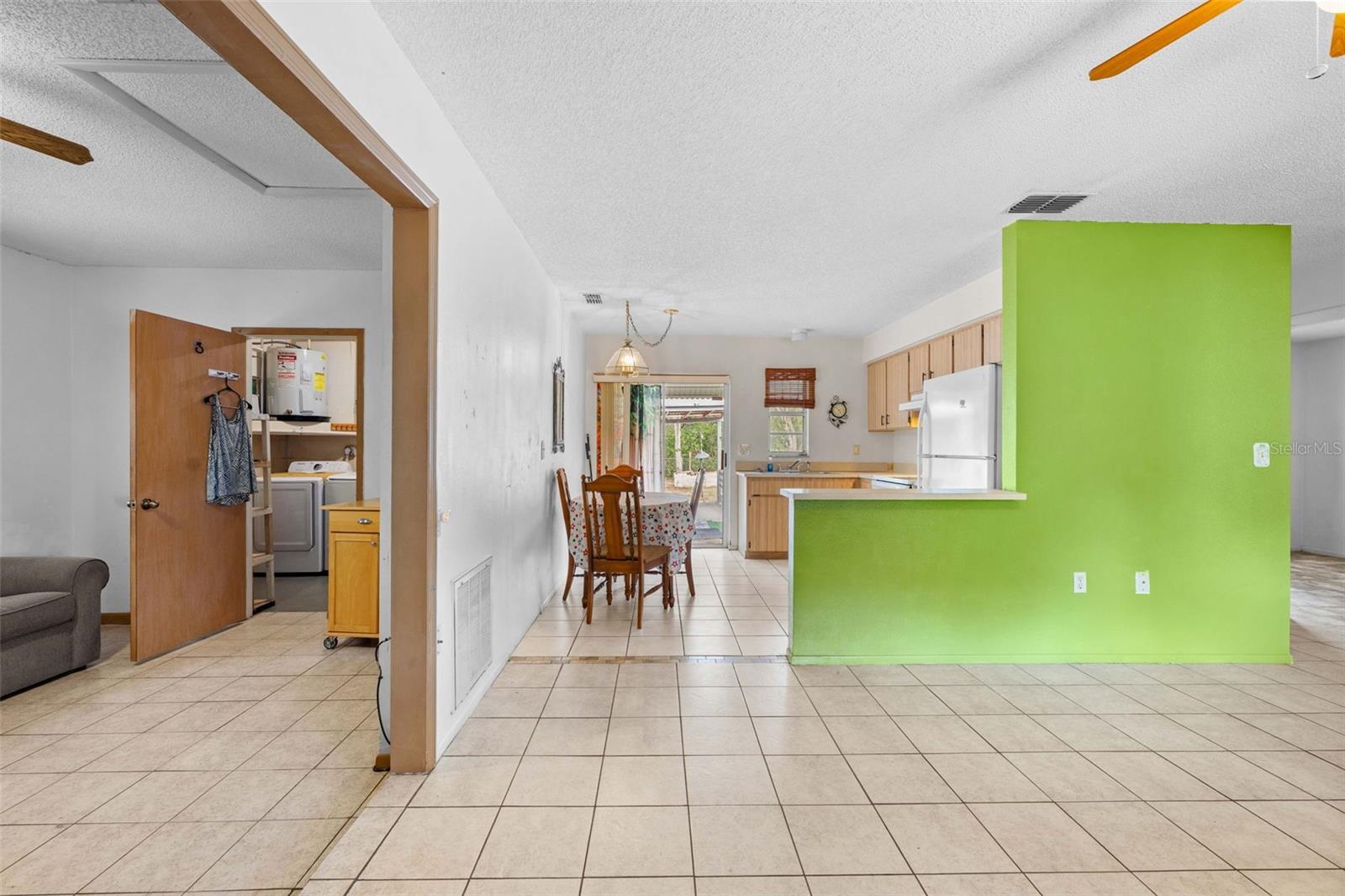 HOLIDAY ESTATES - Residential