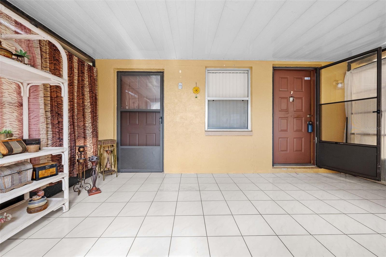 HOLIDAY ESTATES - Residential