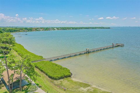 A home in OLDSMAR