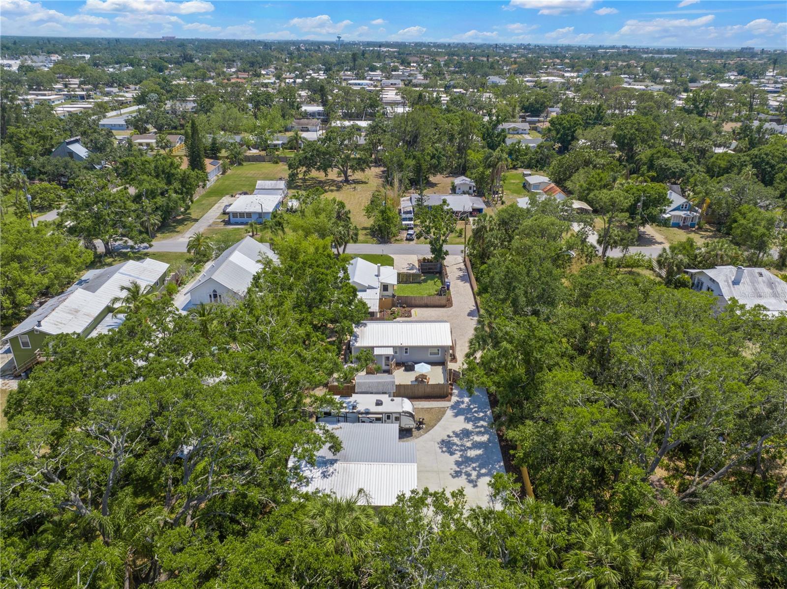 2537 ASHTON ROAD