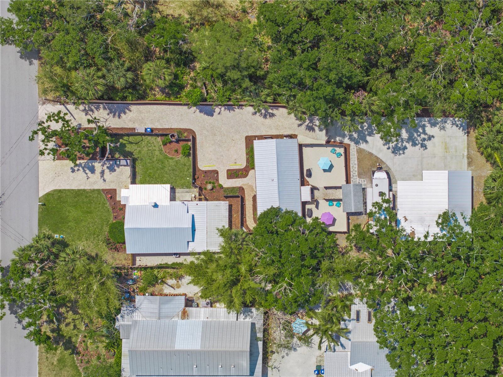 2537 ASHTON ROAD