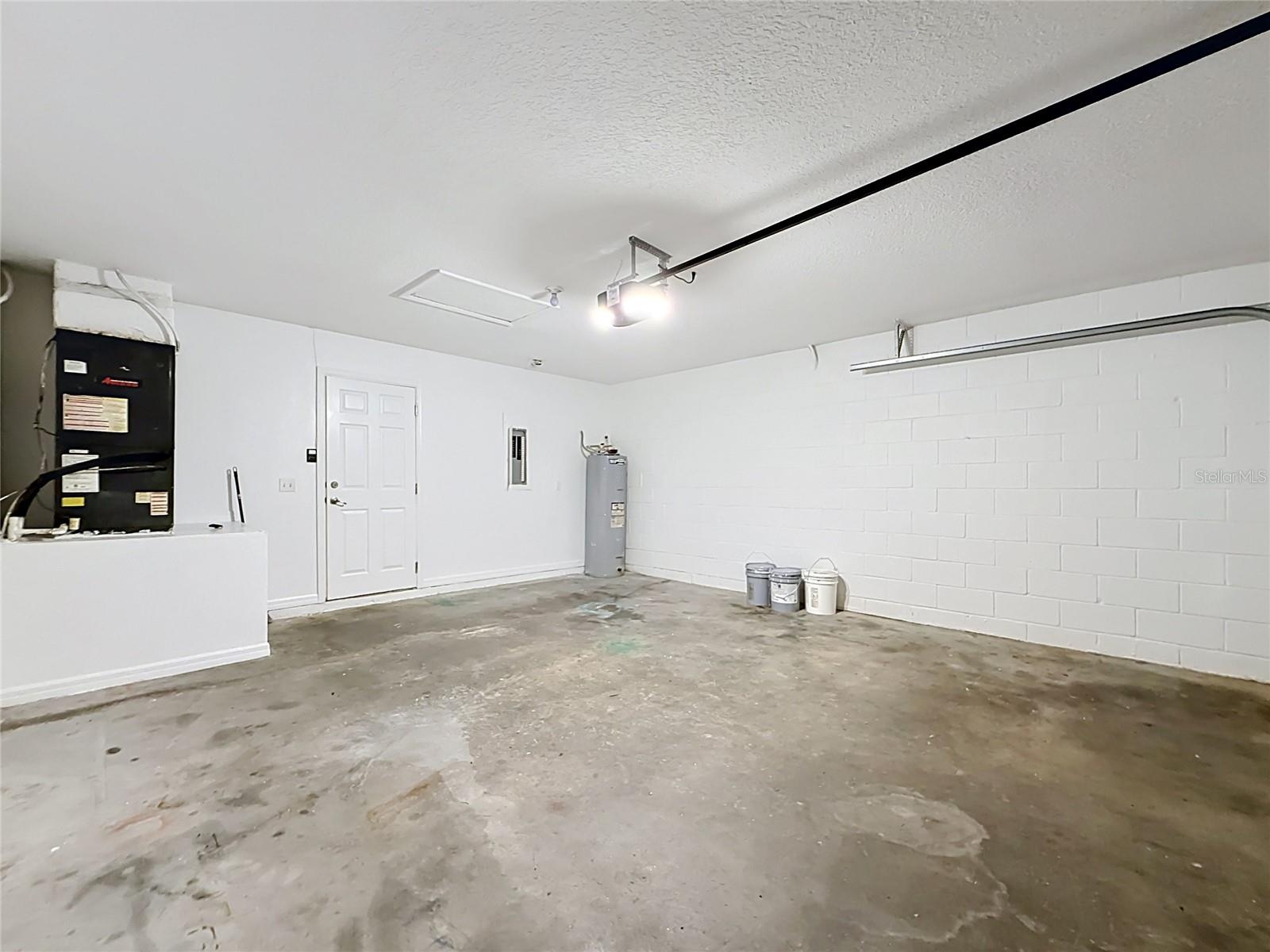 QUAIL LNDG - Residential
