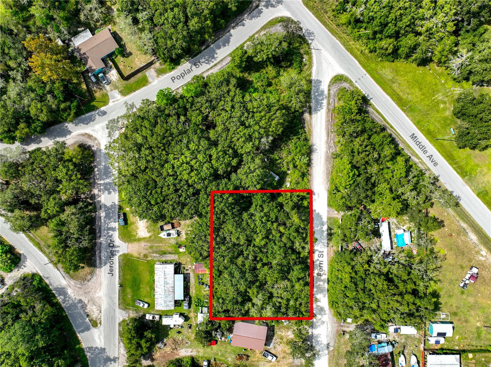 MOON LAKE ESTATES - Land