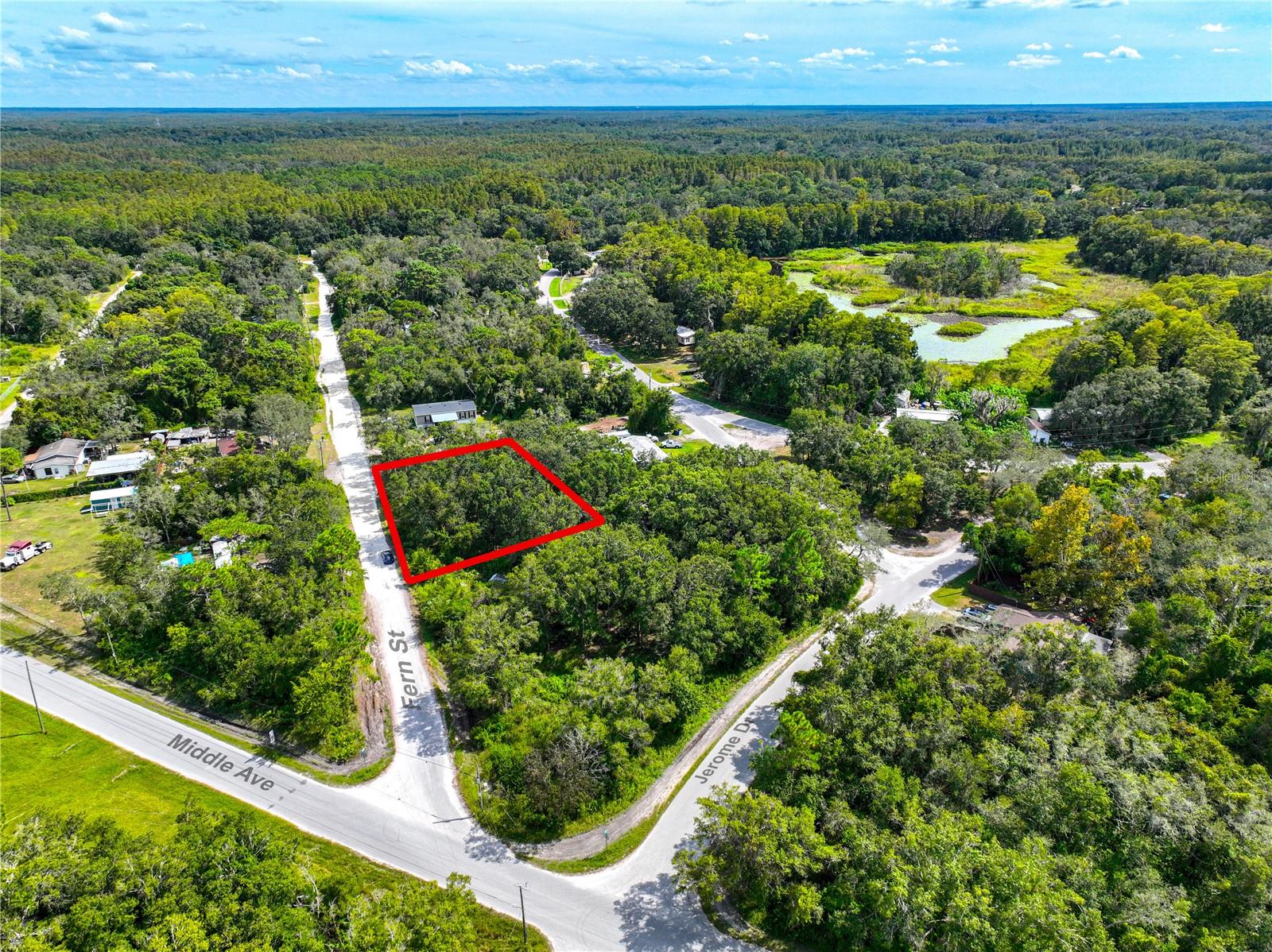 MOON LAKE ESTATES - Land