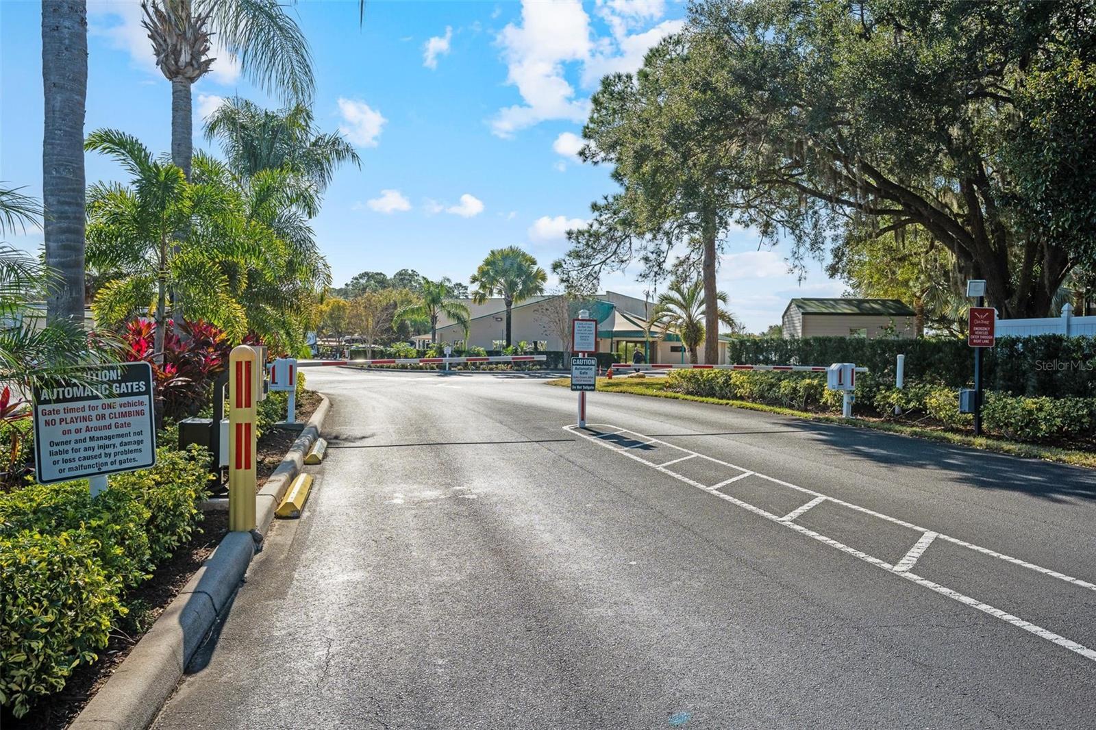 ELITE RESORTS AT CITRUS VALLEY CONDO UNIT 19 - Residential