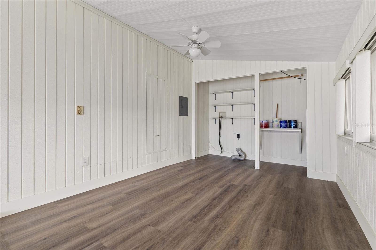 SUNNY SHORES TRAILER COMMUNITY - Residential