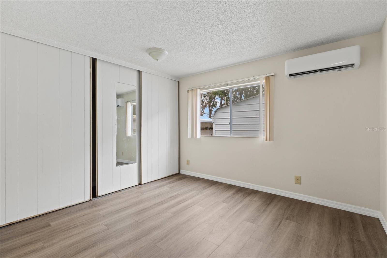 SUNNY SHORES TRAILER COMMUNITY - Residential