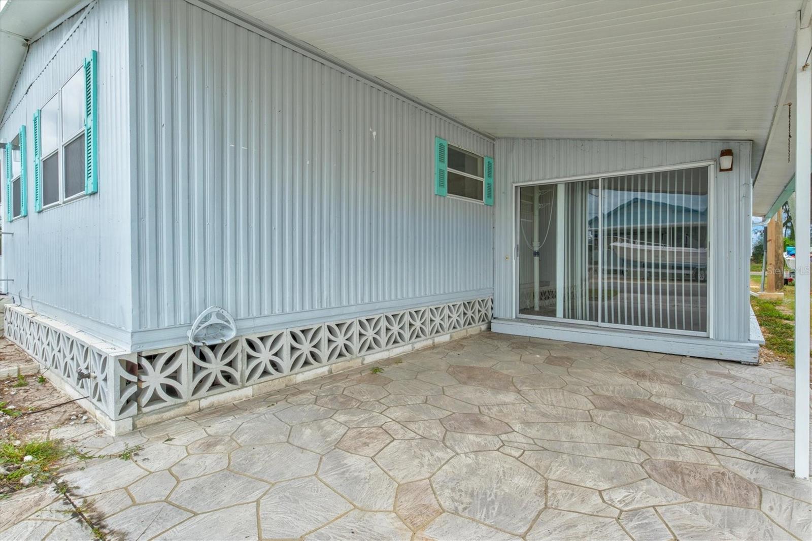 SUNNY SHORES TRAILER COMMUNITY - Residential