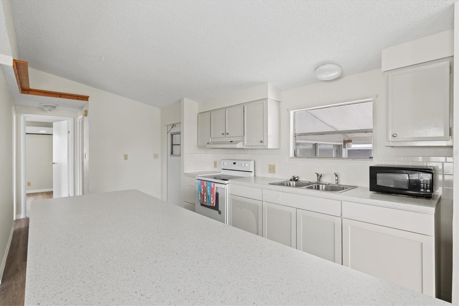 SUNNY SHORES TRAILER COMMUNITY - Residential