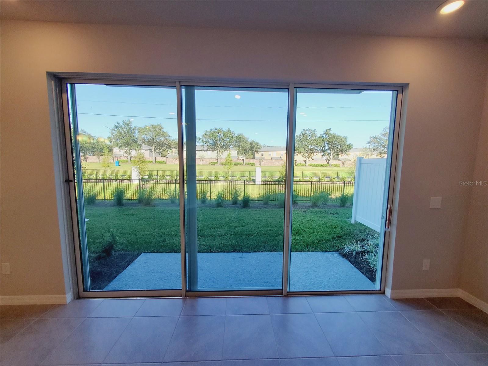 LAKE MDW LNDG - Residential Lease