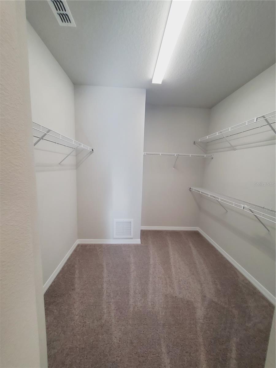 LAKE MDW LNDG - Residential Lease