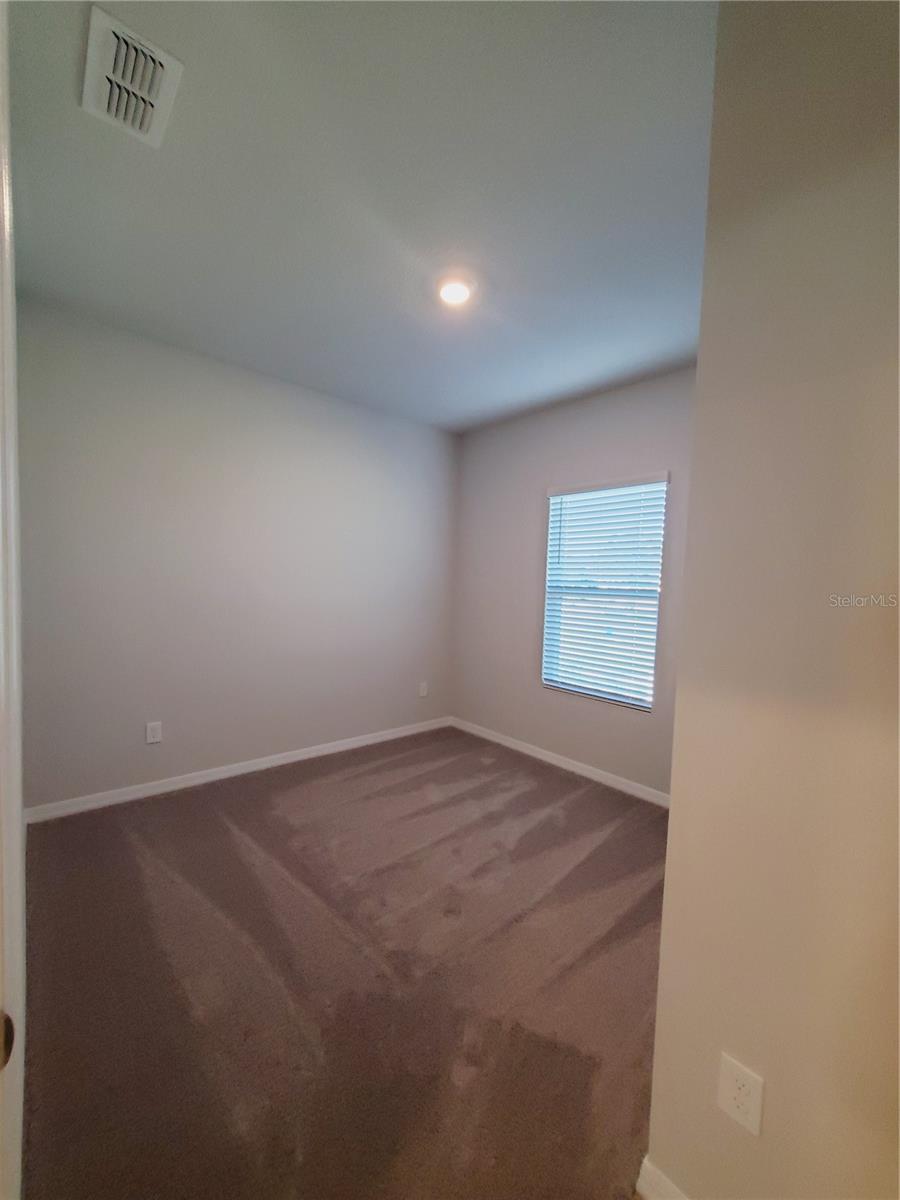 LAKE MDW LNDG - Residential Lease