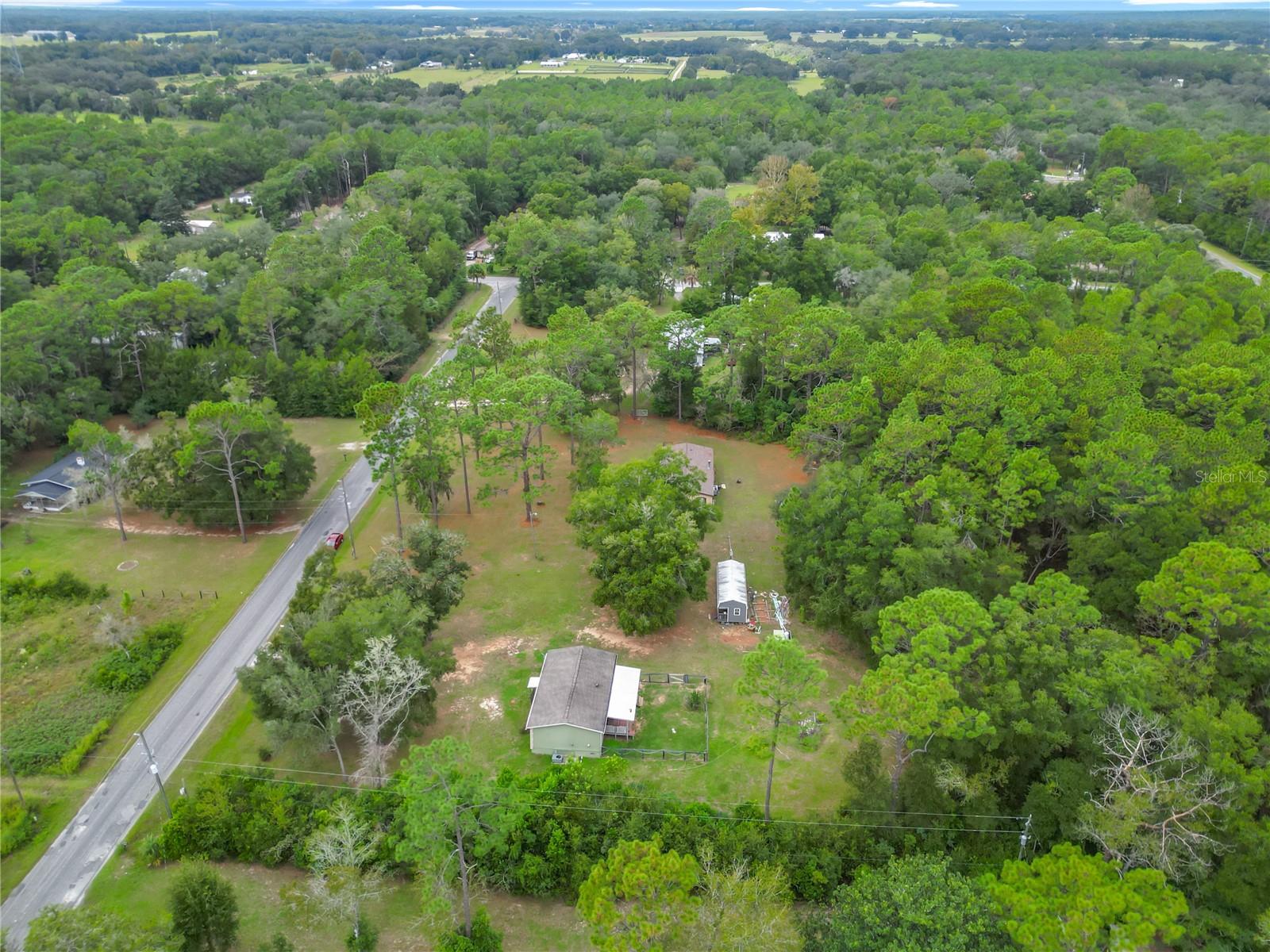 LAKE TROPICANA RANCHETTES - Residential