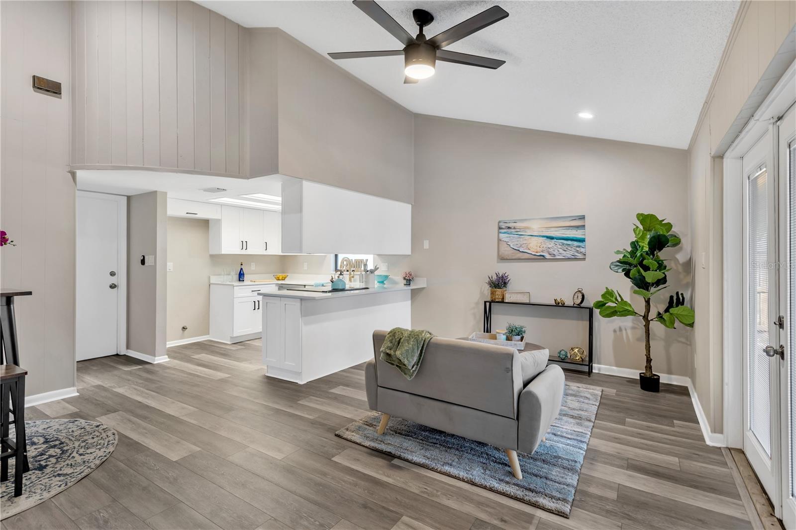 SOUTHWOOD HILLS UNIT 14 - Residential