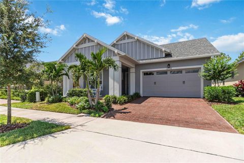 Photo of 2772 Southland Street, Saint Cloud, FL 34772 (MLS # S5133286)