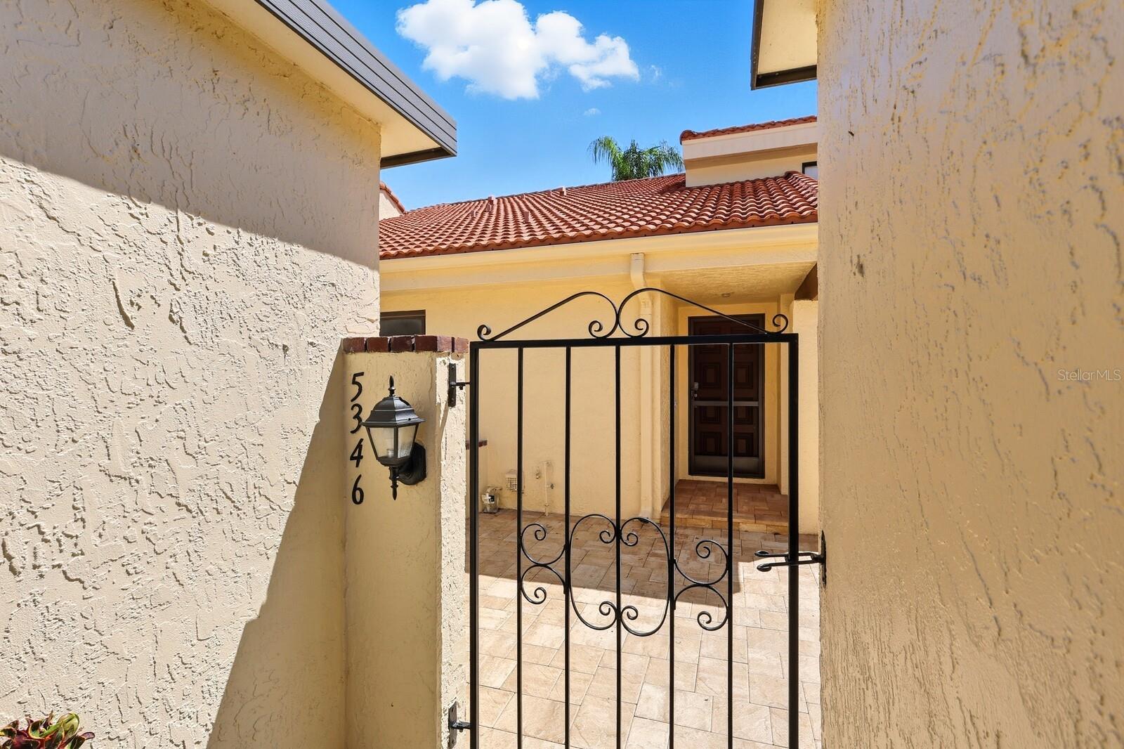 UNIT 21 HUNTINGWOOD - Residential Lease