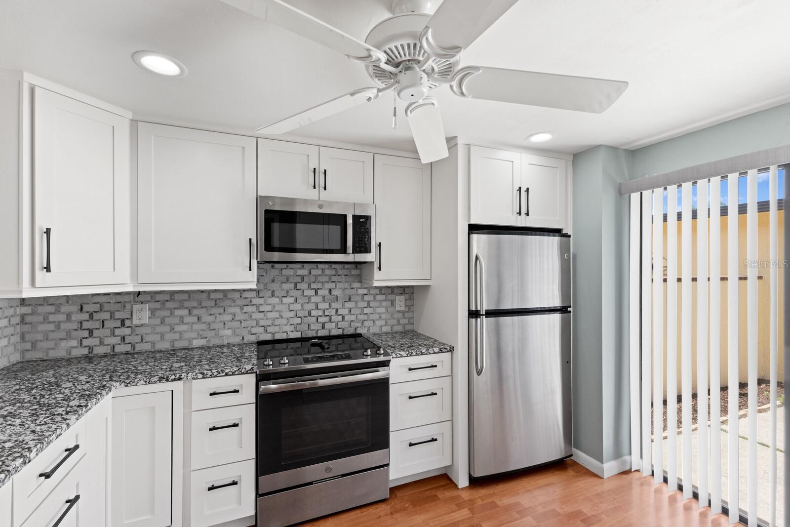 UNIT 21 HUNTINGWOOD - Residential Lease