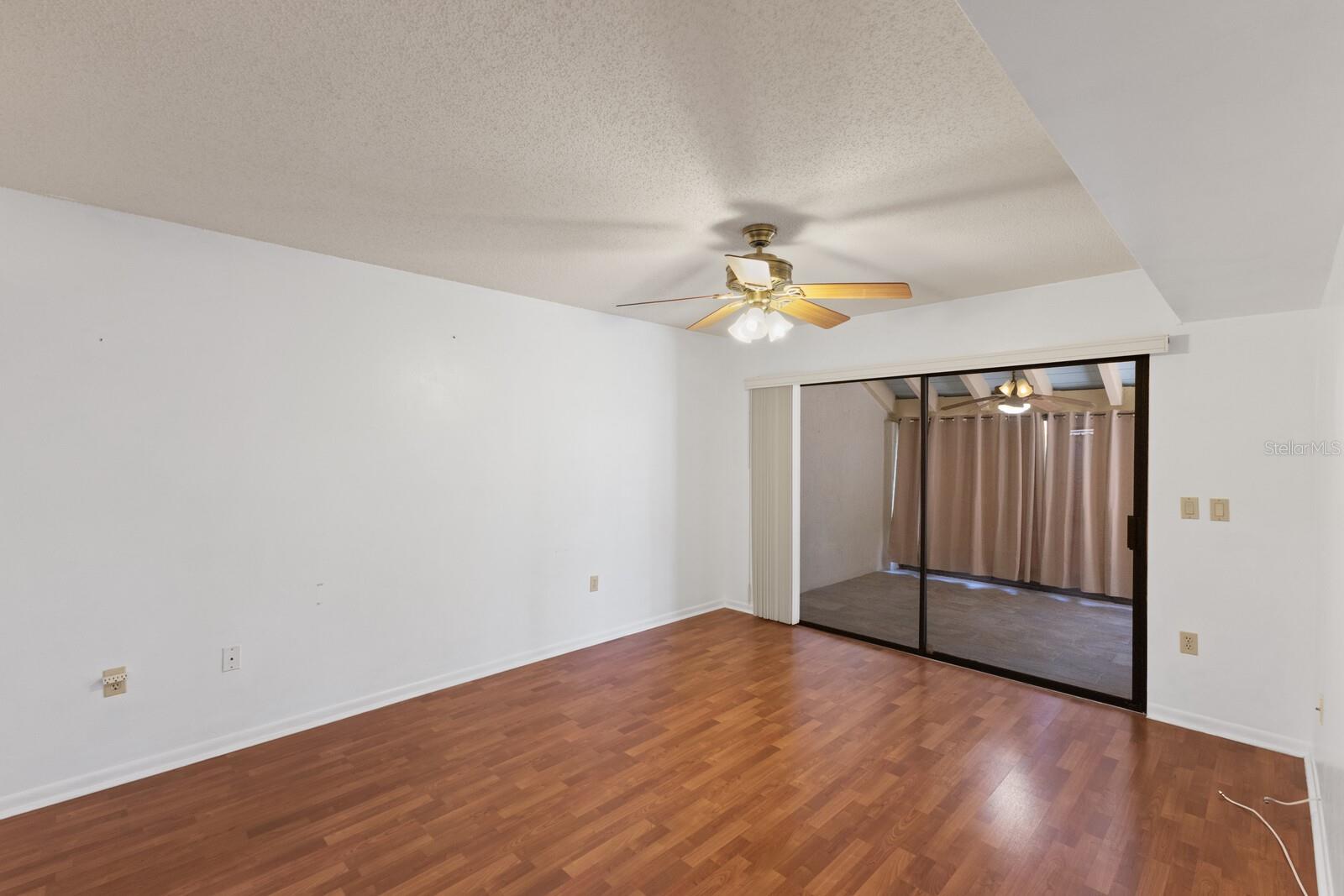 UNIT 21 HUNTINGWOOD - Residential Lease