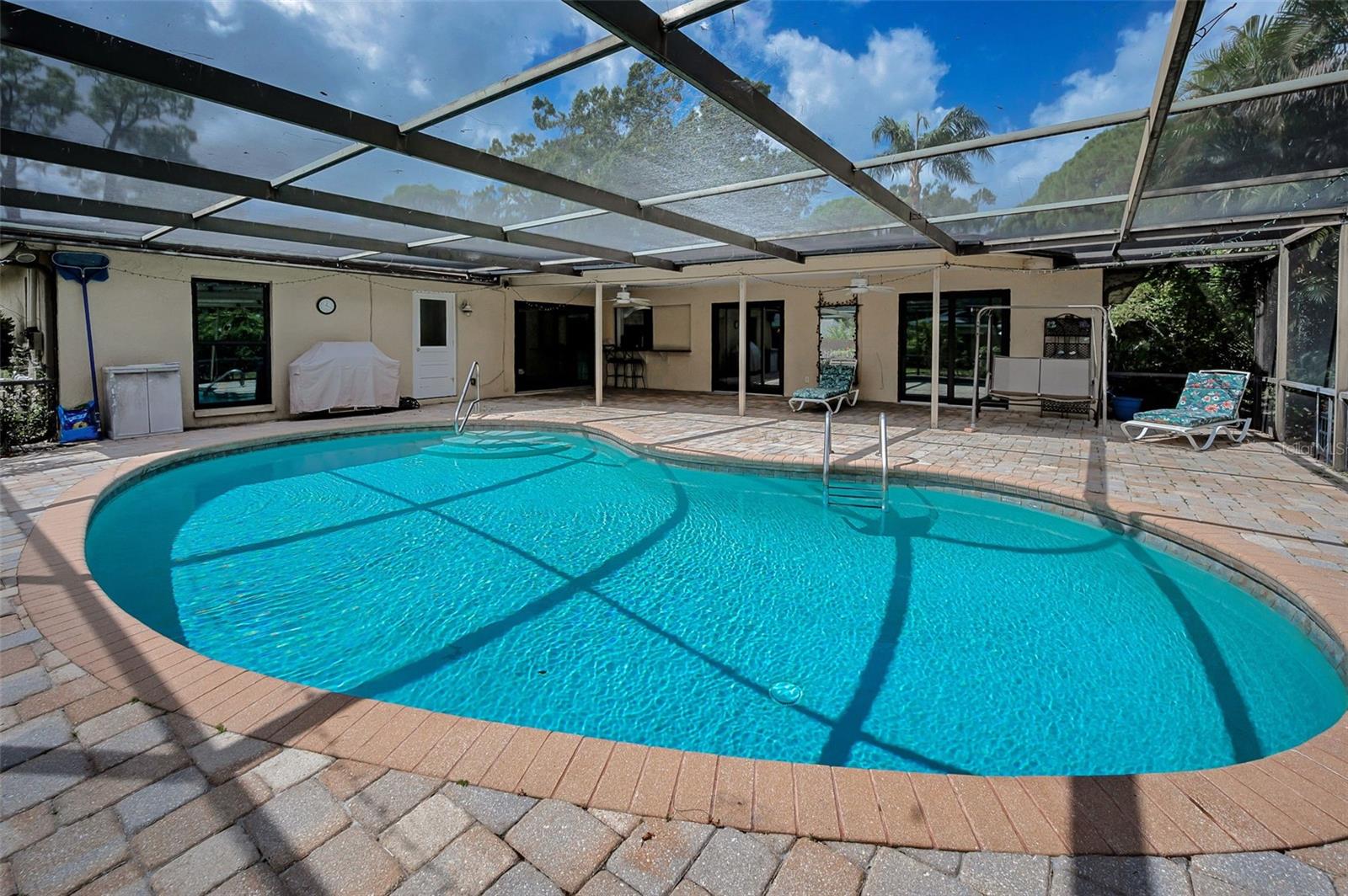 PINE VALLEY - Residential
