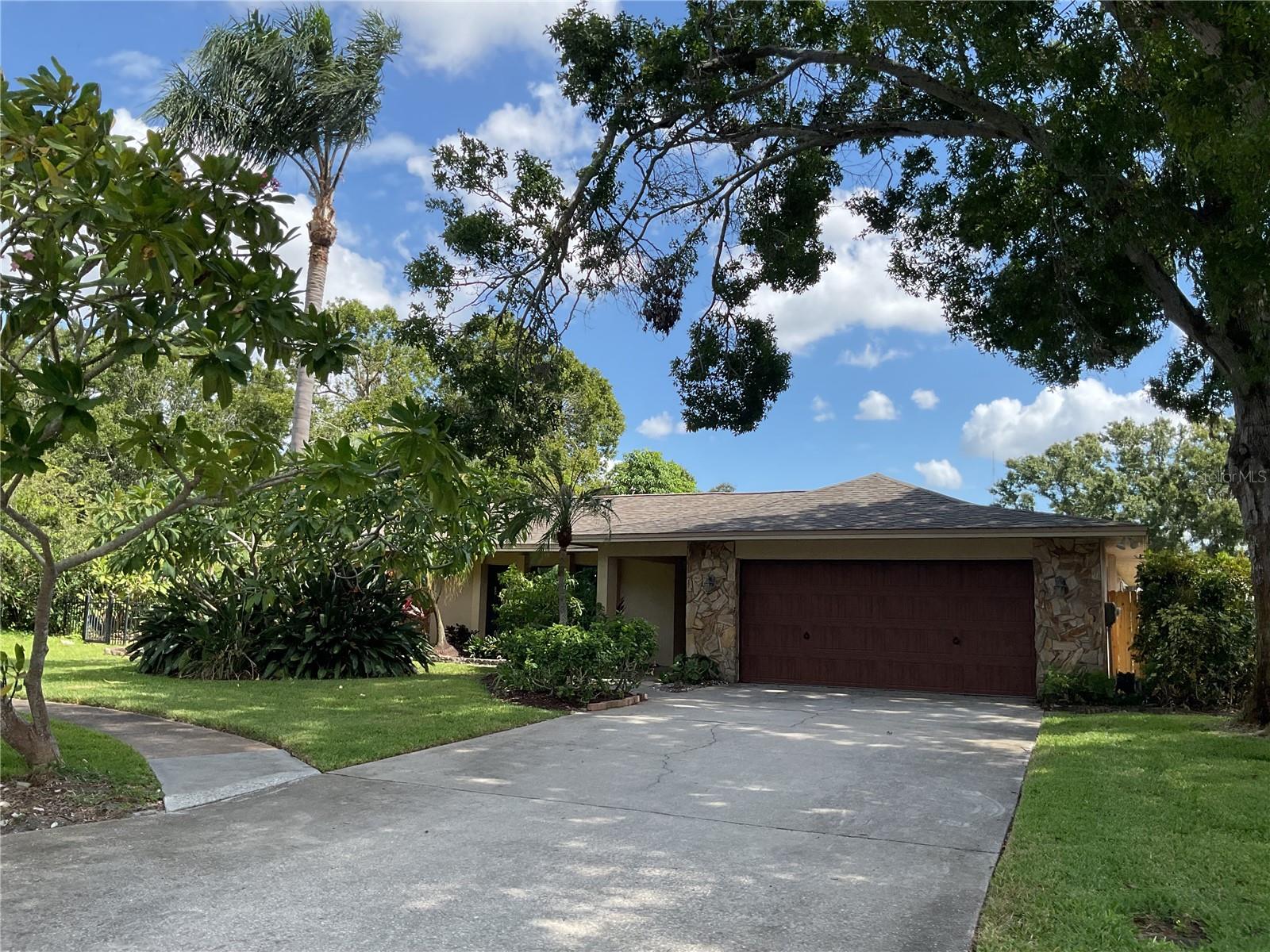 PINE VALLEY - Residential