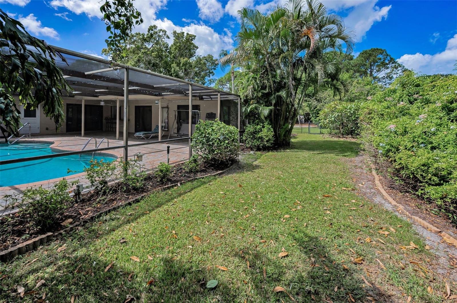 PINE VALLEY - Residential