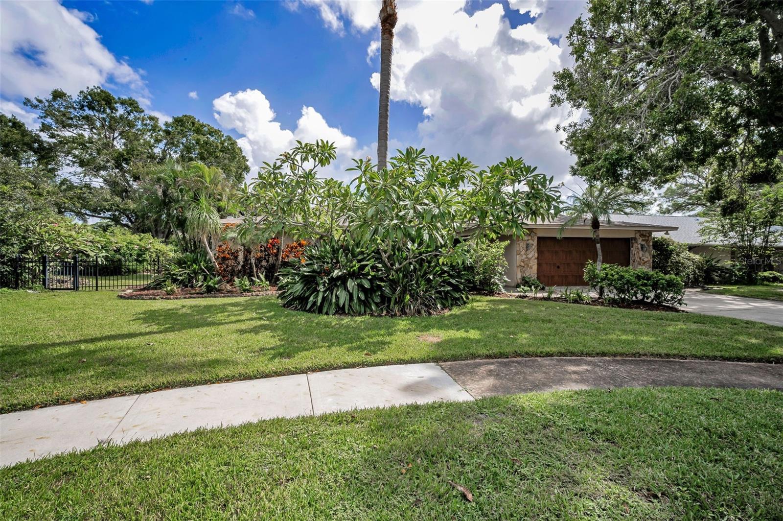 PINE VALLEY - Residential