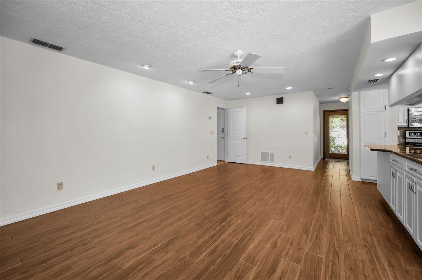 PINE VALLEY - Residential