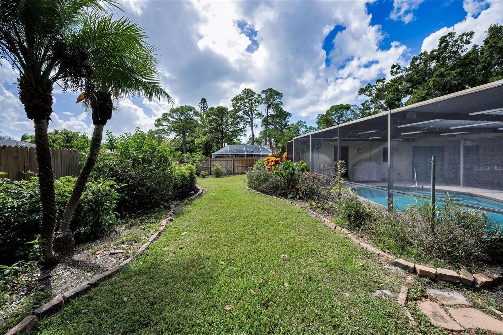PINE VALLEY - Residential