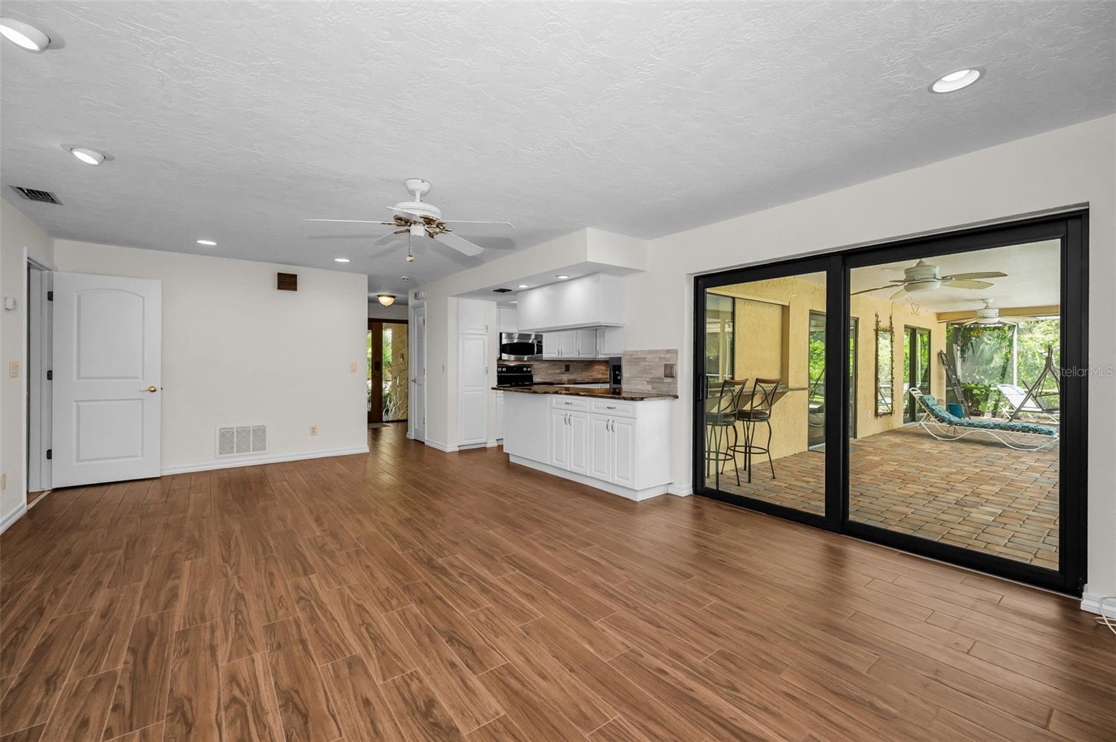 PINE VALLEY - Residential