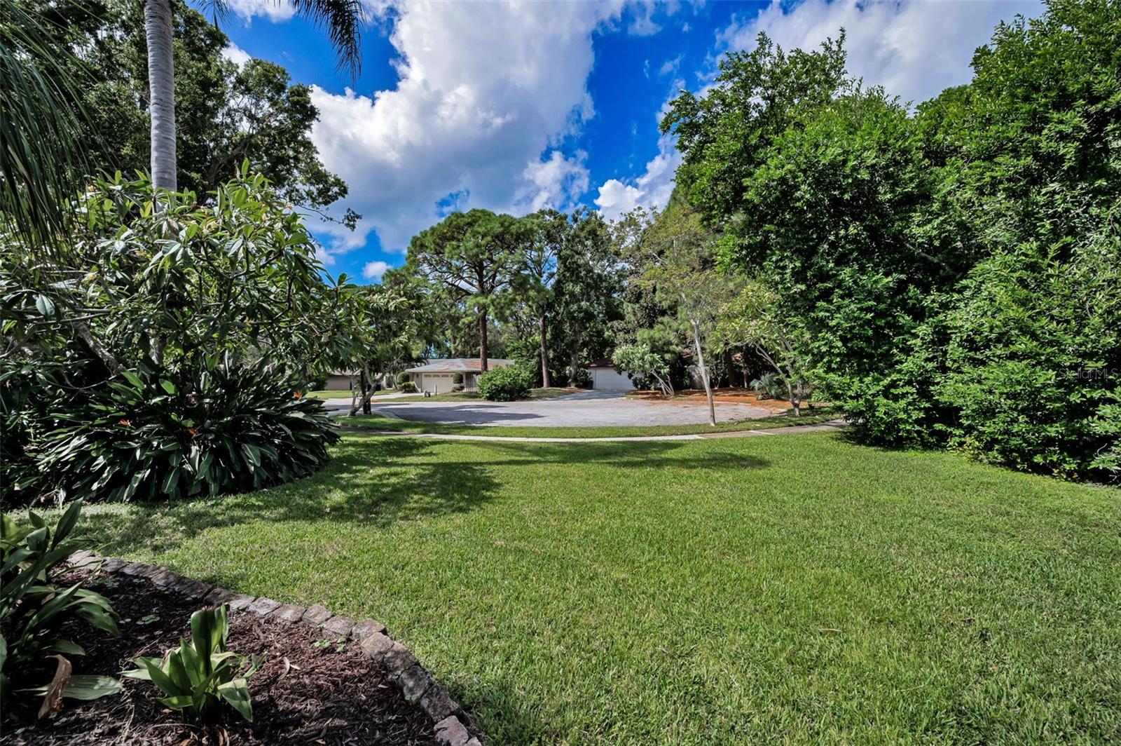 PINE VALLEY - Residential