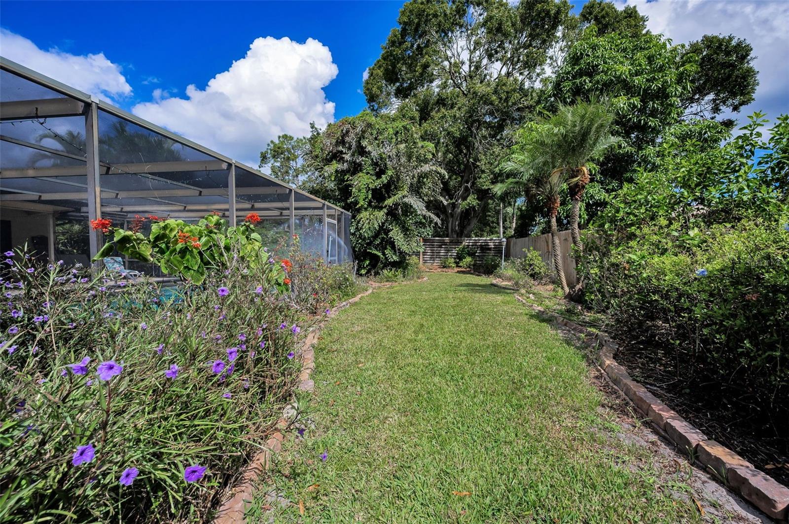 PINE VALLEY - Residential