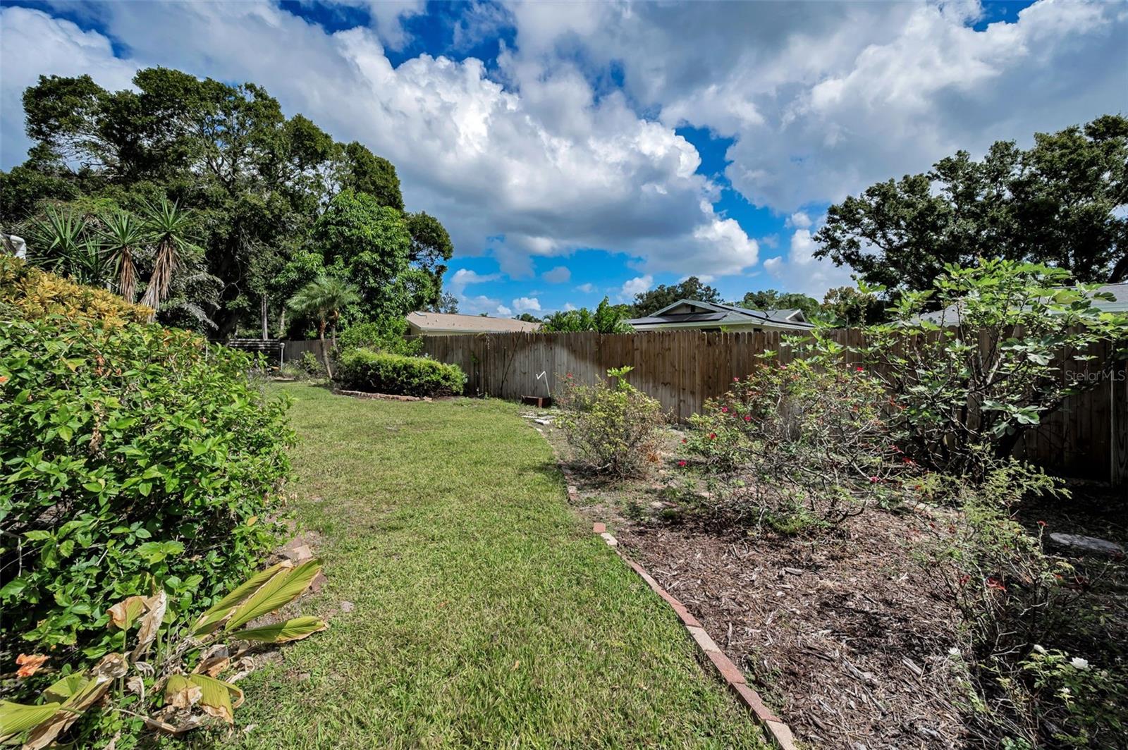 PINE VALLEY - Residential
