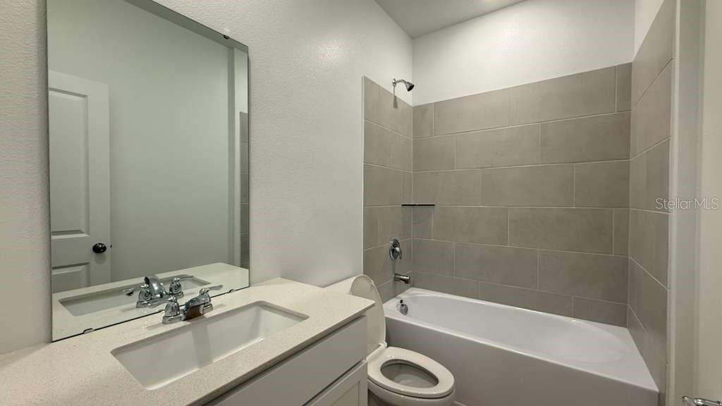 EDGEWATER CROSS PRAIRIE PH 1 - Residential Lease