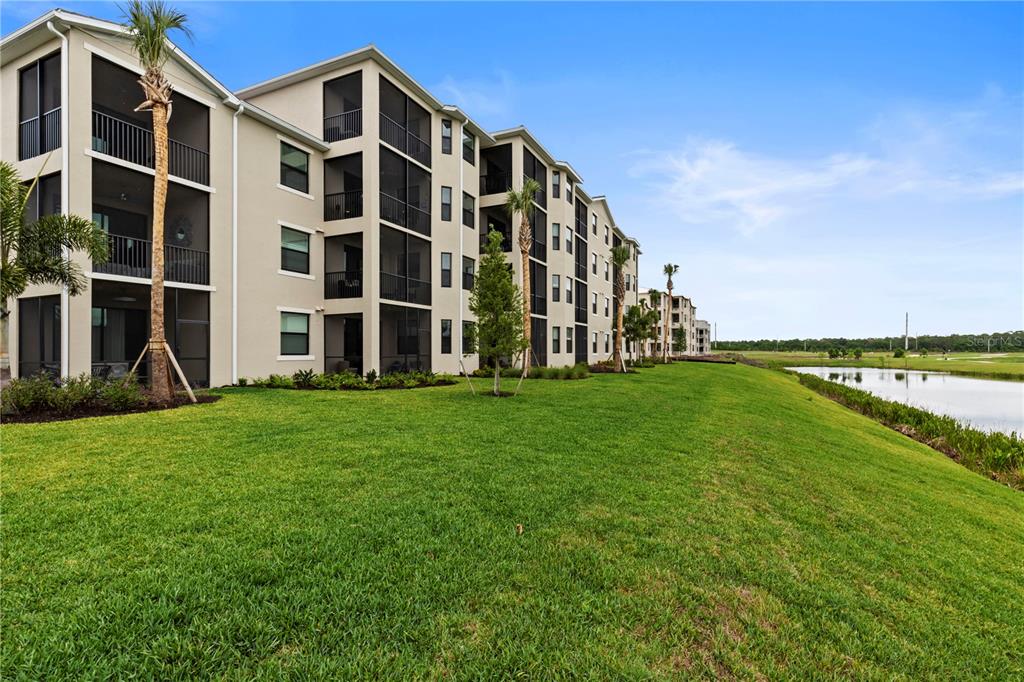 LAKEWOOD NATIONAL GOLF & COUNTRY CLUB - Residential Lease
