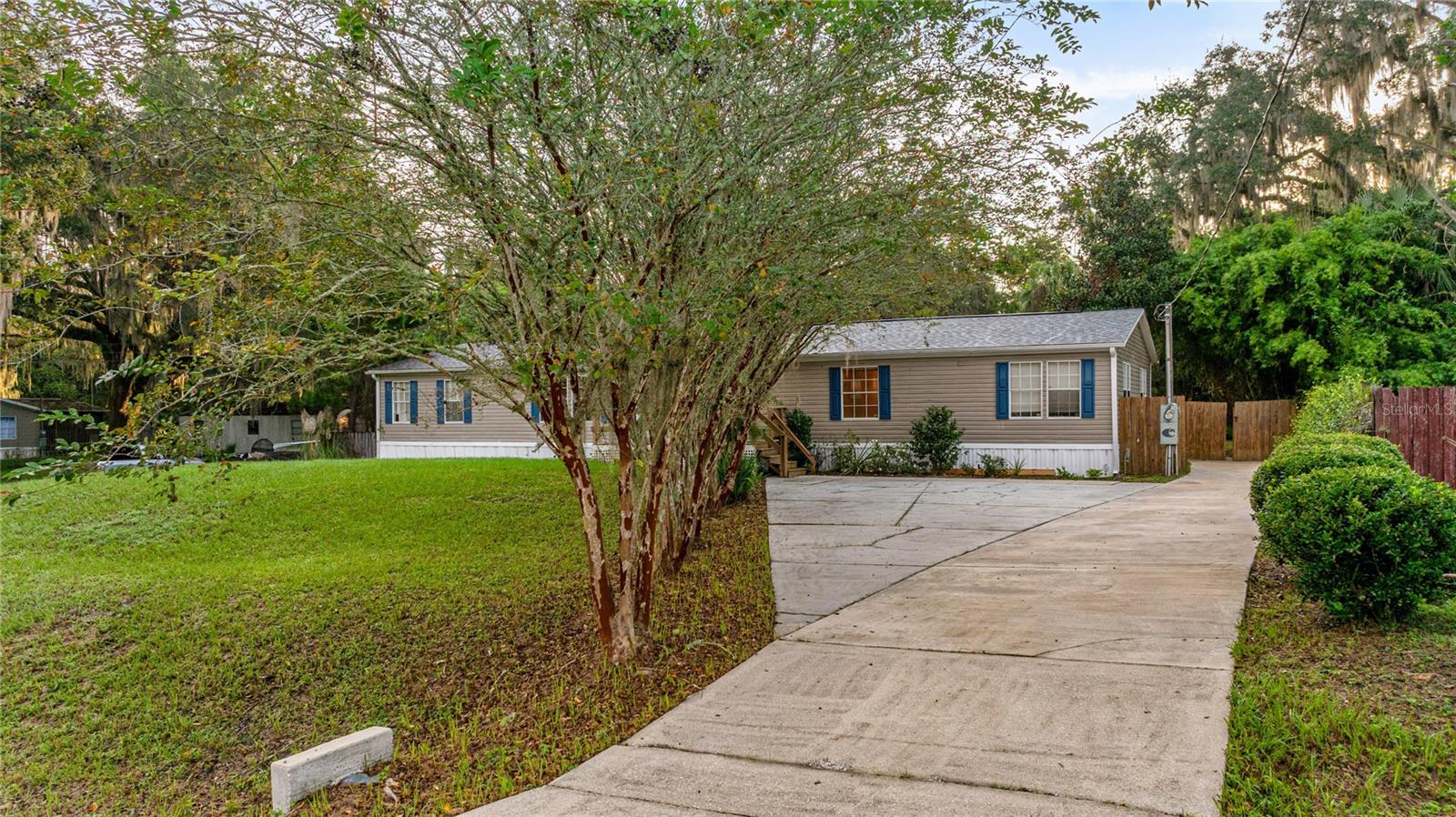 DEER MEADOW - Residential