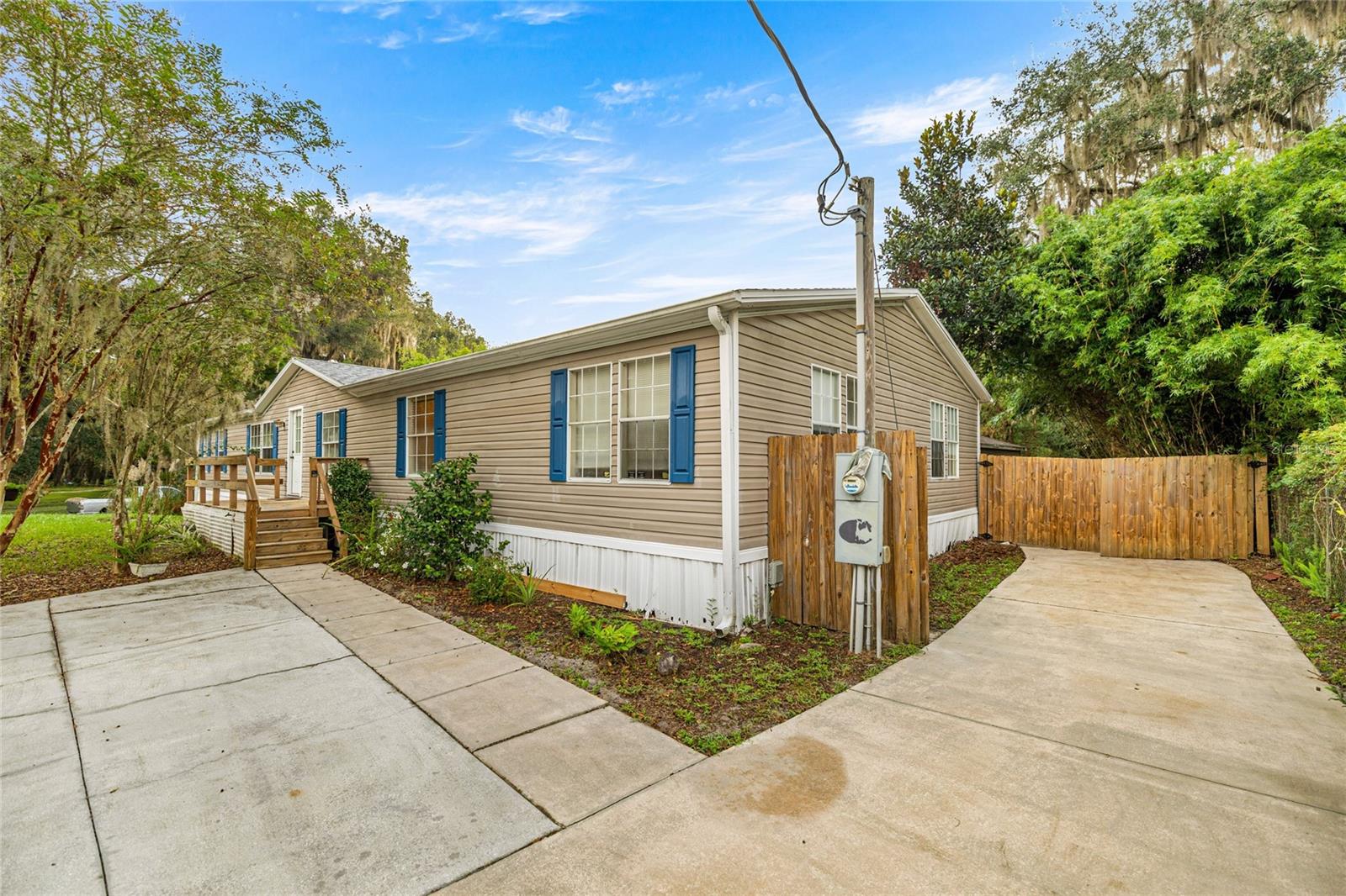 DEER MEADOW - Residential