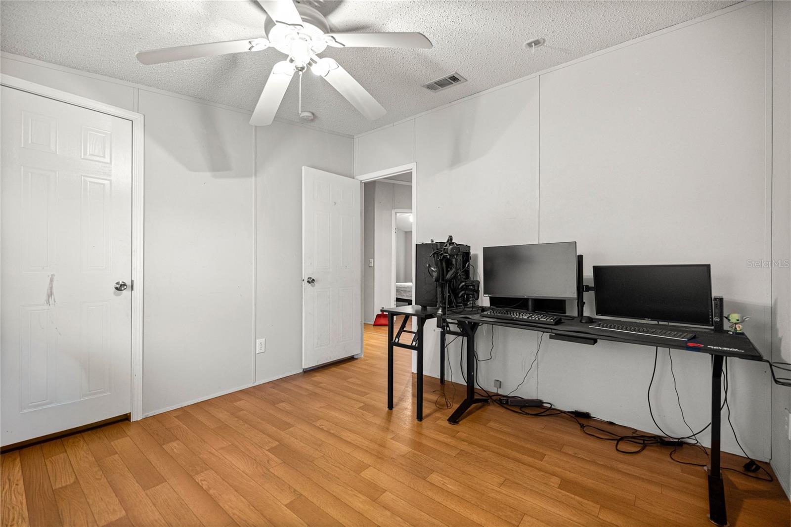 DEER MEADOW - Residential