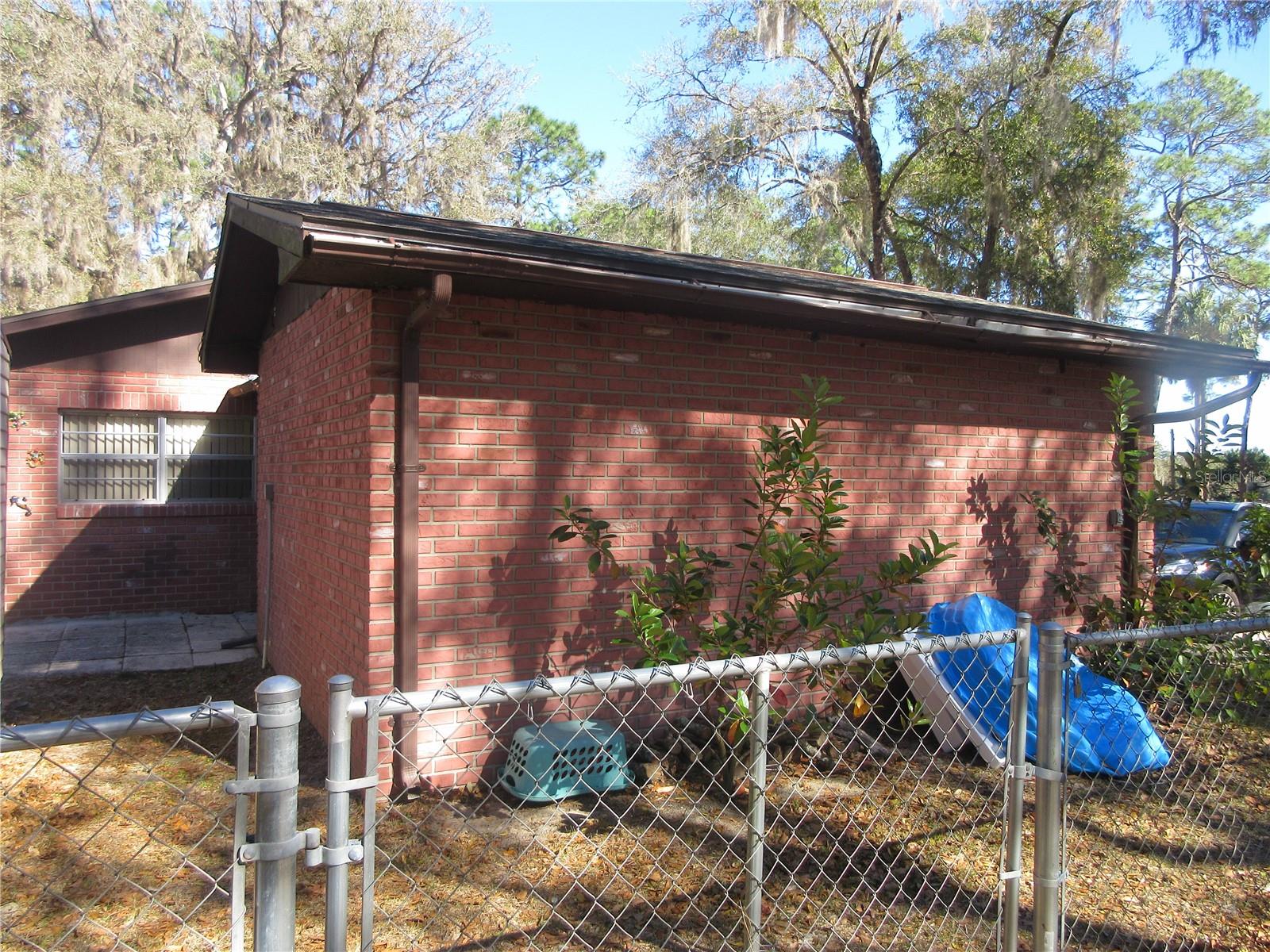 WOODS & LAKES SUB - Residential