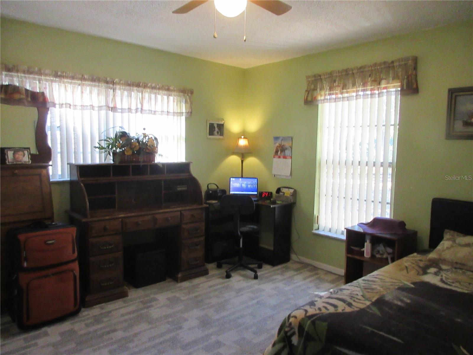 WOODS & LAKES SUB - Residential