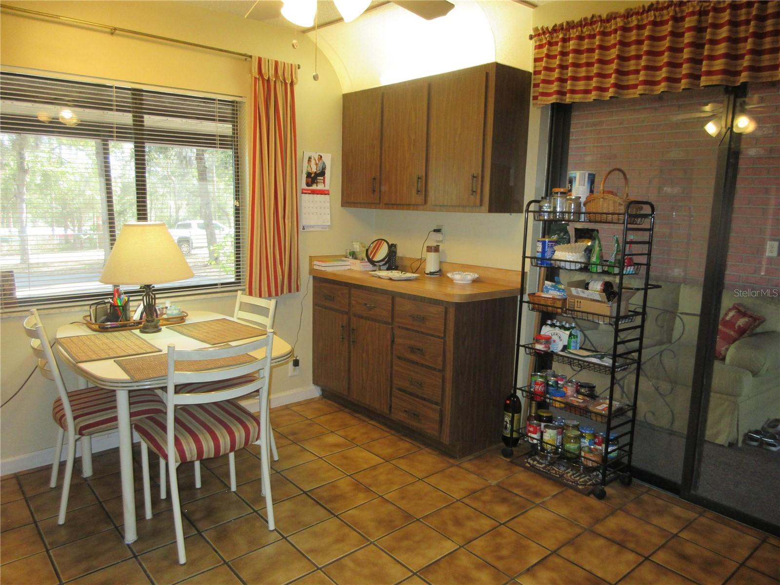 WOODS & LAKES SUB - Residential