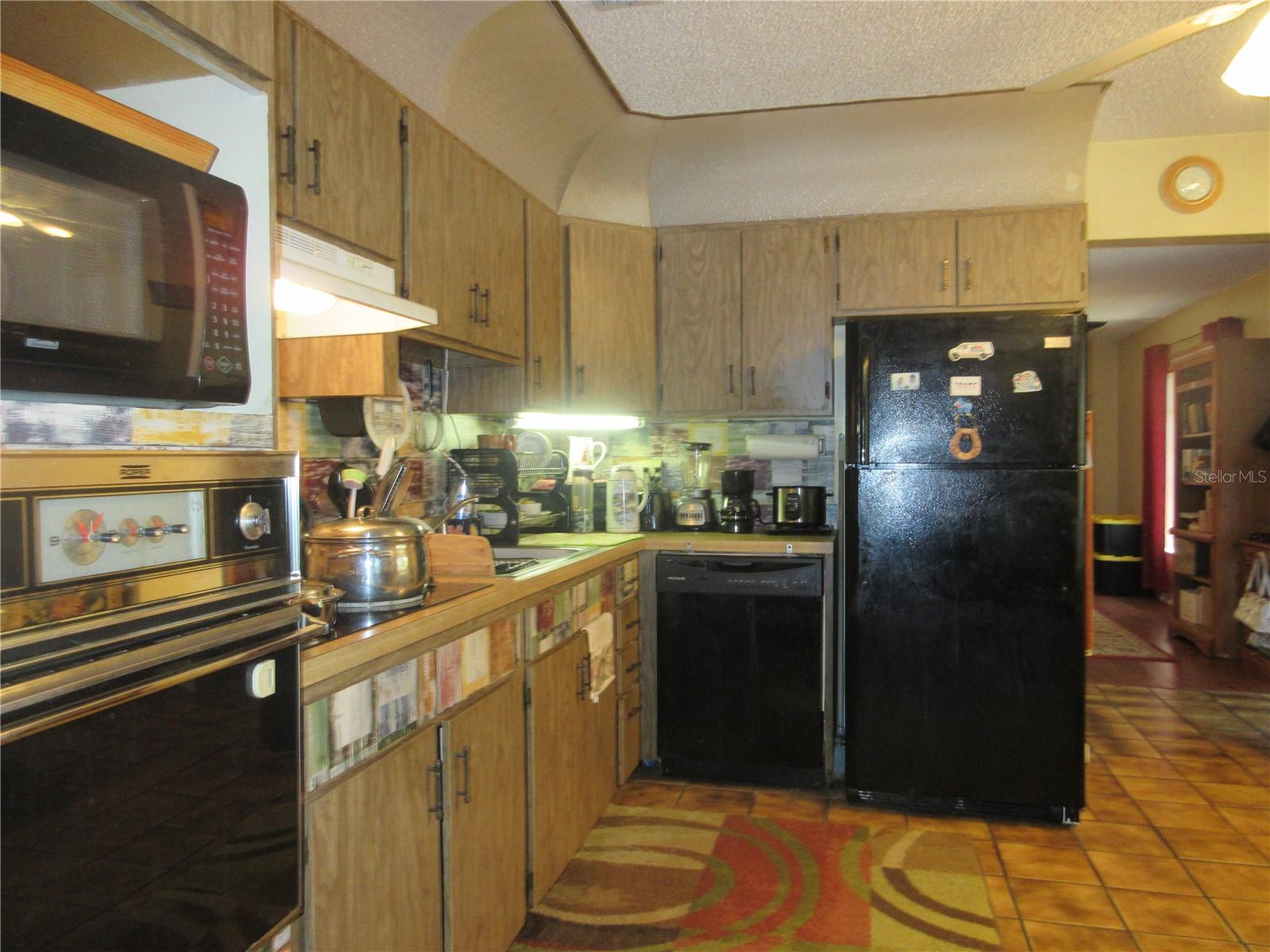 WOODS & LAKES SUB - Residential