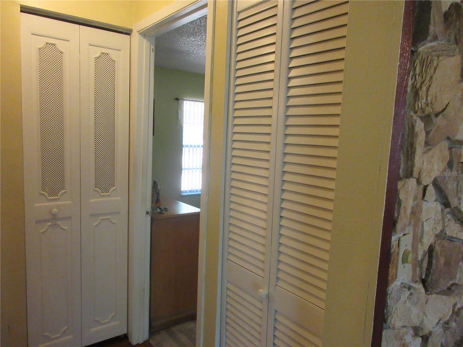 WOODS & LAKES SUB - Residential