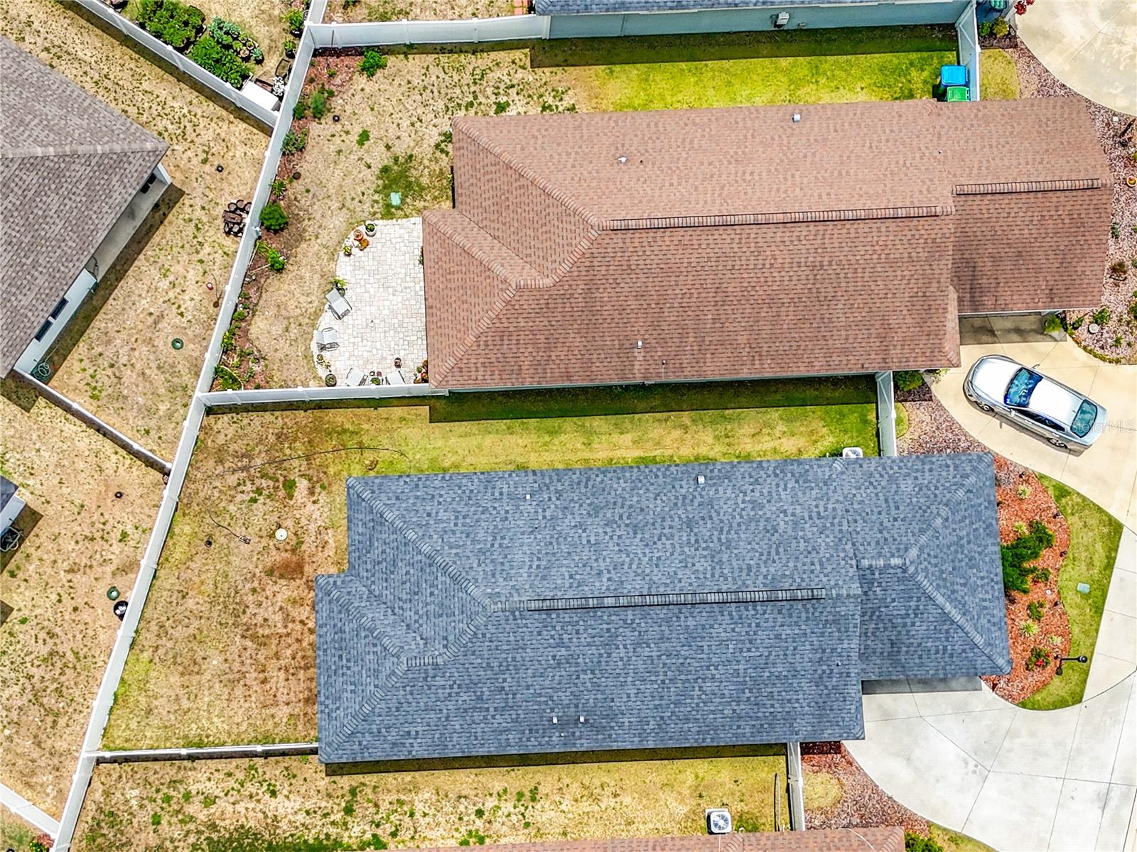COUNTRY WAY - Residential