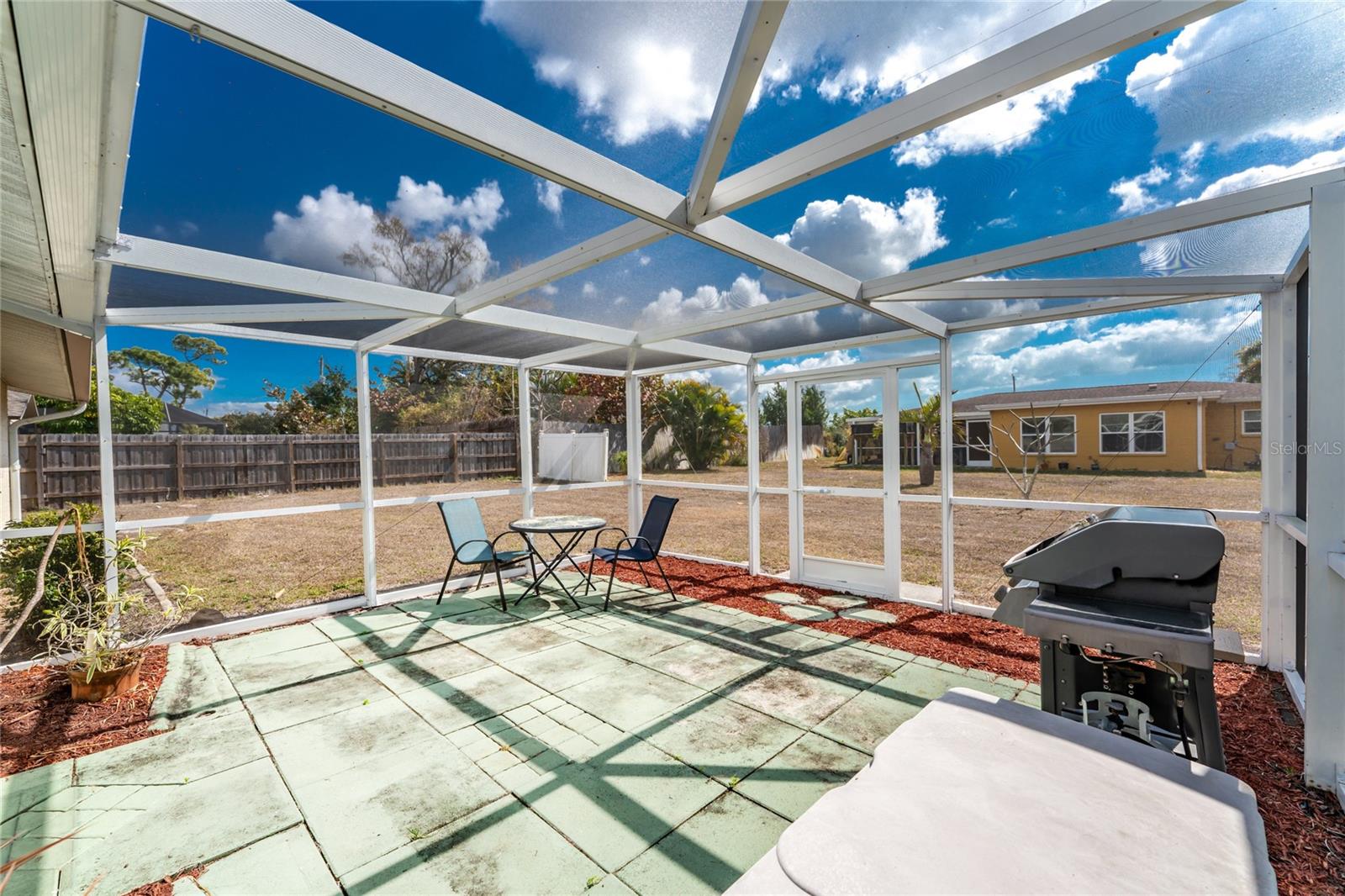 OVERBROOK GARDENS - Residential