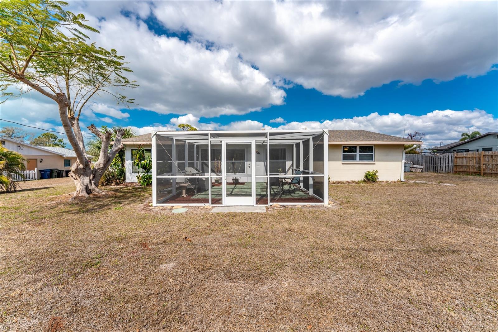 OVERBROOK GARDENS - Residential