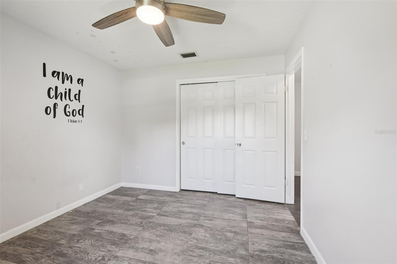 LAKE ORIENTA HILLS UNIT 1 - Residential