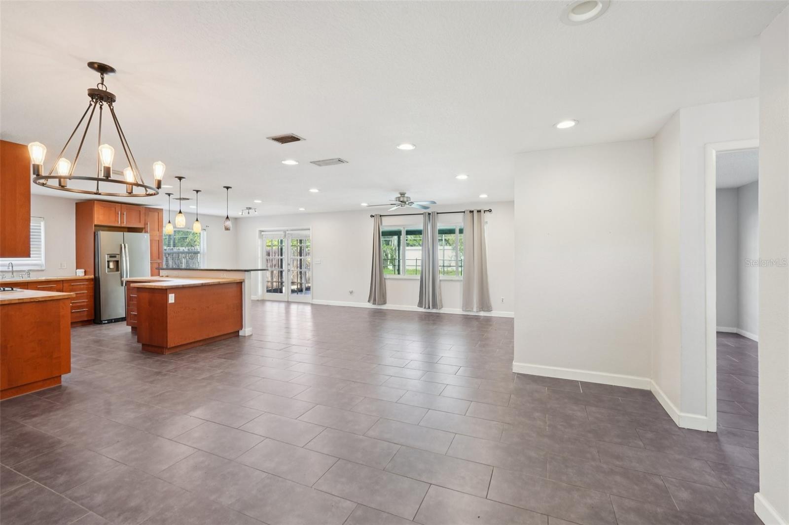 LAKE ORIENTA HILLS UNIT 1 - Residential