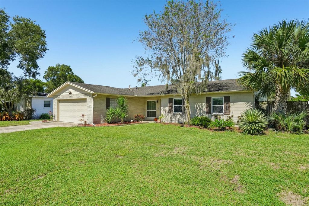 Photo of 653 Sherwood Drive, Altamonte Springs, FL 32701 (MLS # O6352029)