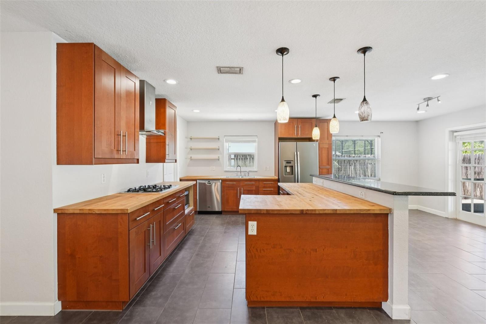 LAKE ORIENTA HILLS UNIT 1 - Residential